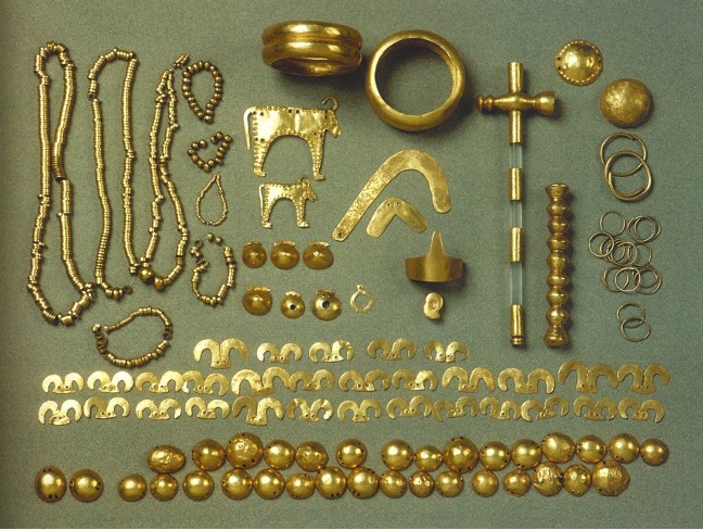 The Varna Chalcolithic Necropolis oldest gold treasure in the world